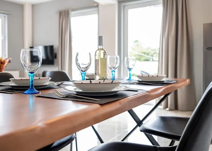 Eros Port & Haven Apartmán *