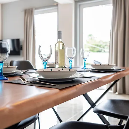 Eros Port & Haven Daire *